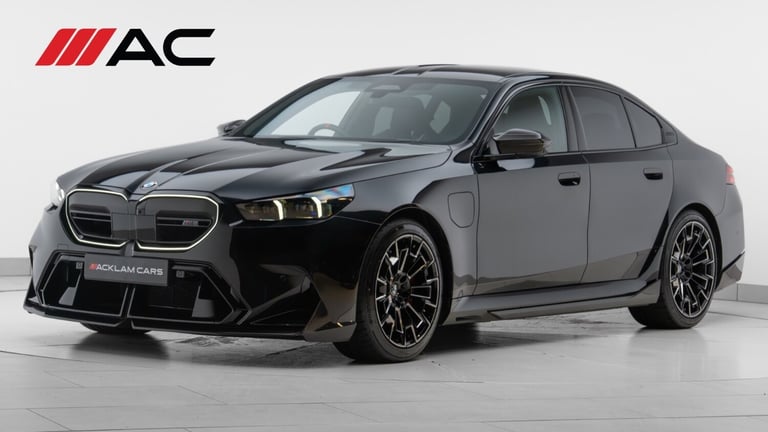 2024 BMW 5 Series (74 Reg) 4.4 V8 Hybrid (M Carbon) Saloon PETROL/ELECTRIC Automatic