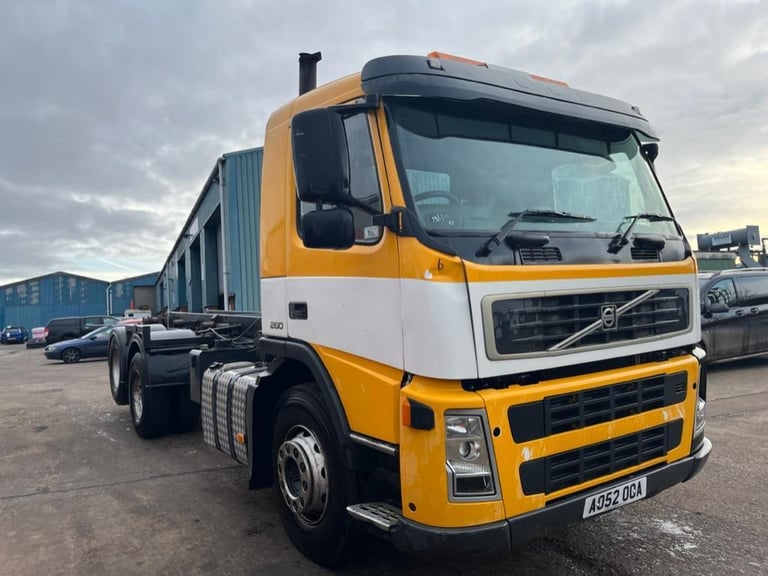 Volvo FM9 260 6X2 Chassis cab