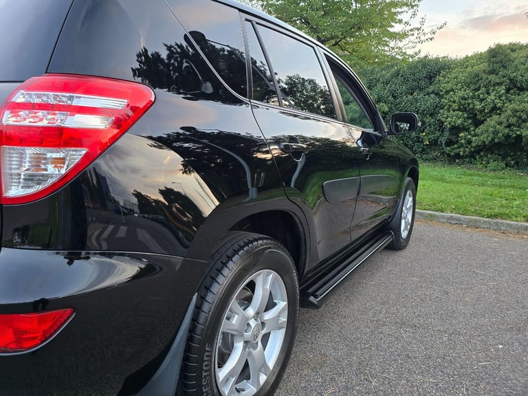 2010 Toyota RAV4 2.0 V-Matic XT-R SUV 5dr Petrol Multidrive S 4WD Euro 5 (158 ps) ESTATE Petrol A...