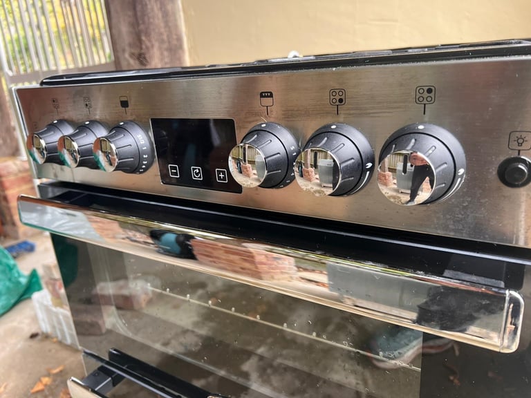 Gas cooker for sale (had 10 mths use)