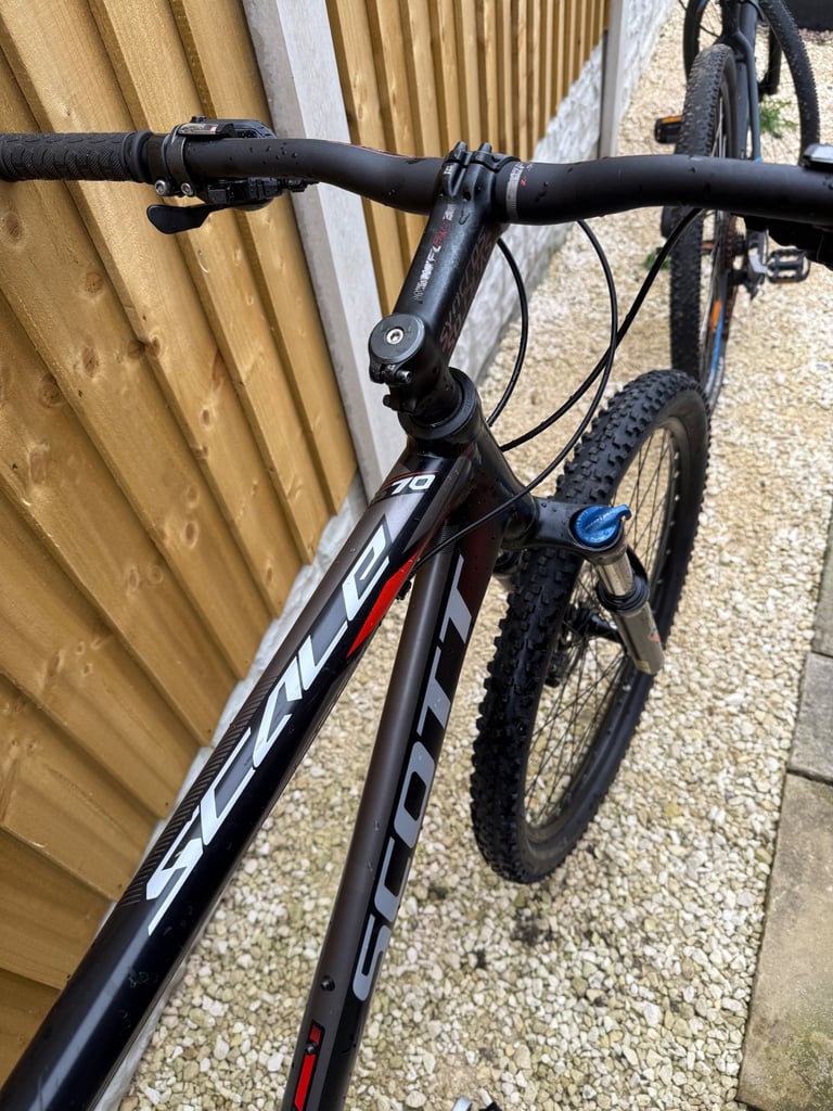 Mens 2014 Scott Scale 670 Mountain Bike, Excellent Condition! 