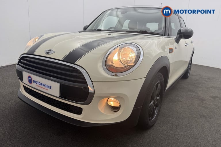 2016 MINI Hatch 1.5 Cooper 5dr Hatchback Petrol Manual
