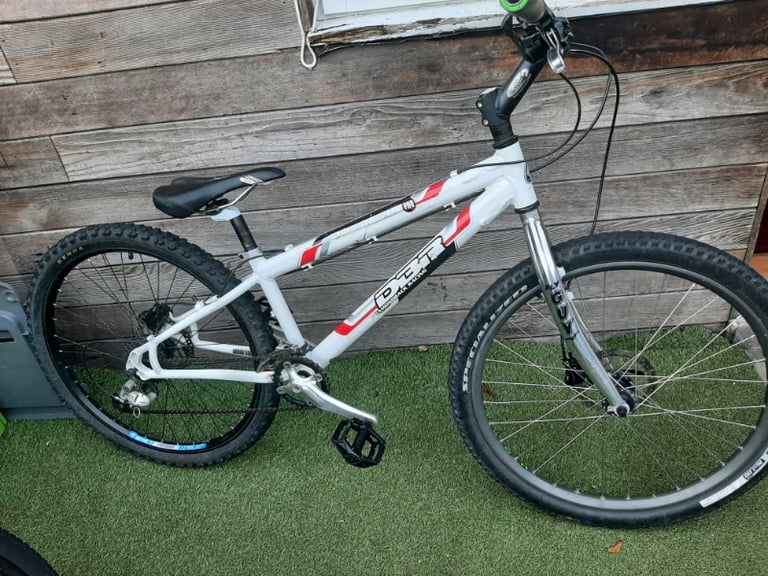 image for Diamond back trial pro jump bike (rare bike)