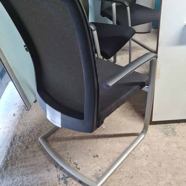 4 x steelcase netback office chairs 