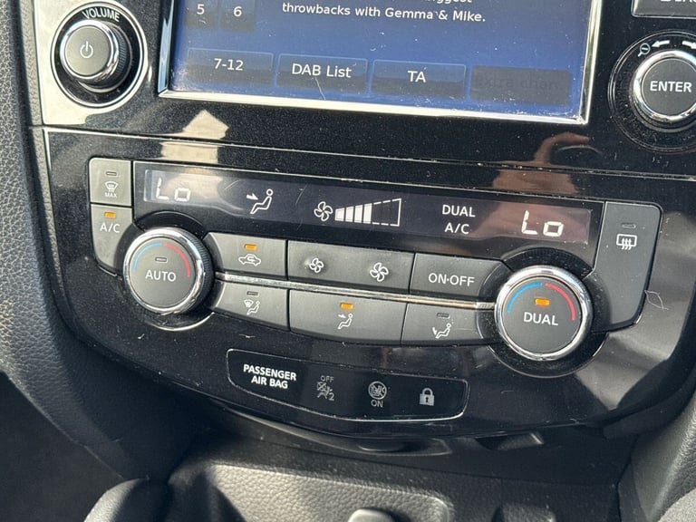 2018 Nissan Qashqai Nissan Qashqai 1.5 N-Connecta 5drs Hatchback Diesel Manual