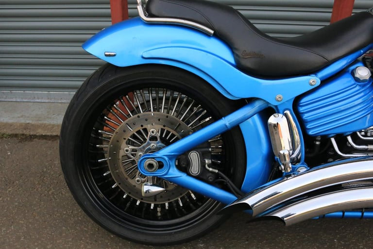 Harley-Davidson FXCWC SOFTAIL ROCKER C 2011 1584cc