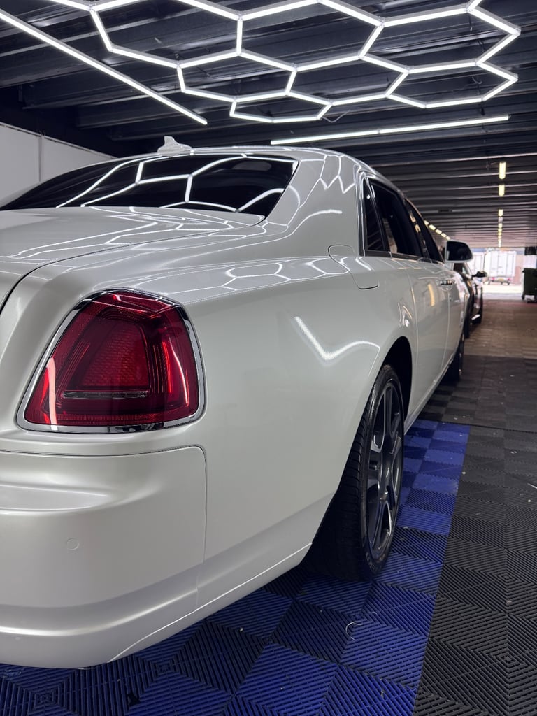 WINDOW TINT & CAR WRAPPING 