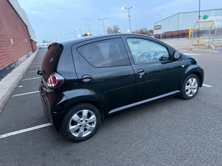 2013 Toyota AYGO 1.0 VVT-i Fire 5dr [AC] HATCHBACK PETROL Manual