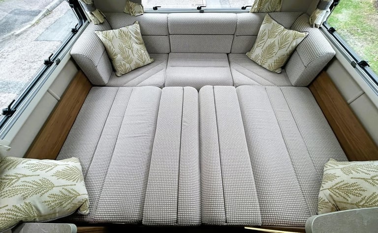 2017 AUTOTRAIL APACHE 634 2 BERTH U-SHAPE LOUNGE Motorhome for Sale