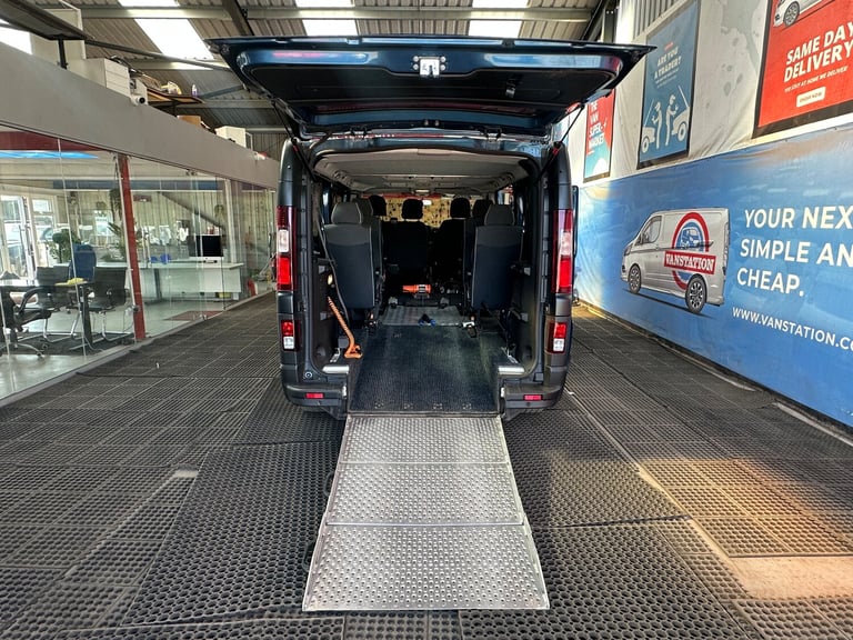 2019 Vauxhall Vivaro Vivaro  Combi CDTi S/S Minibus DIESEL Manual