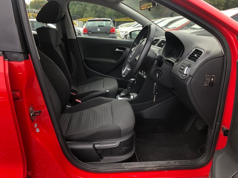 2012 Volkswagen Polo  1 190 CC VOLKS W POLO 6 TSI Petrol