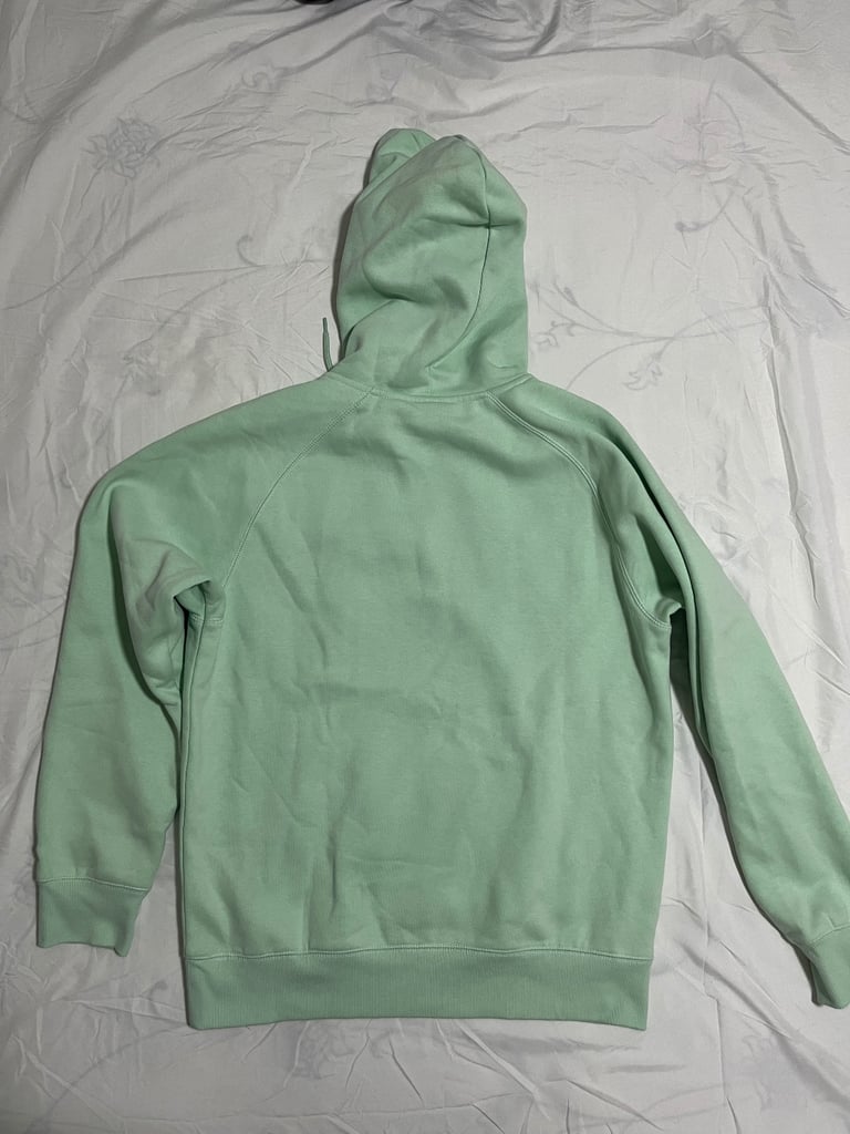 Carhartt Tommy Nudie Nicce hoodies jackets jeans M size