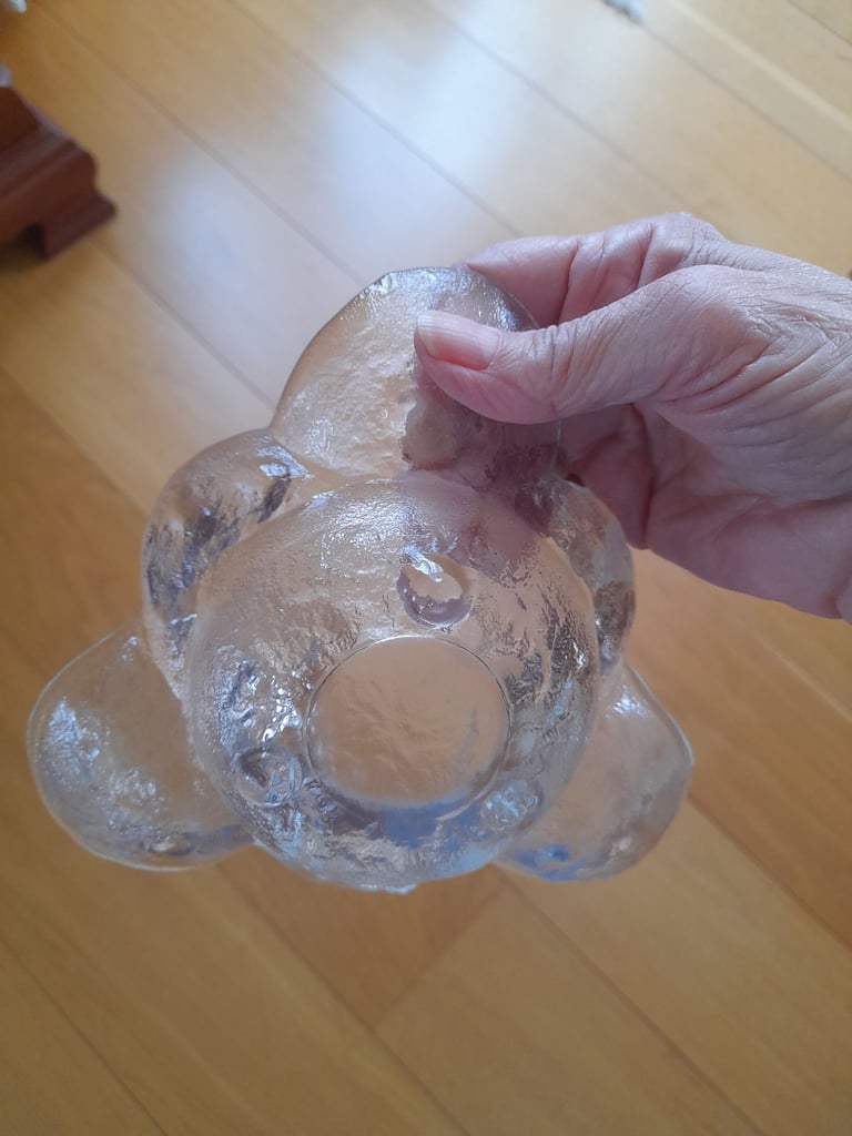 New, unusual shaped bowl from Finland. Mid century, Collectors