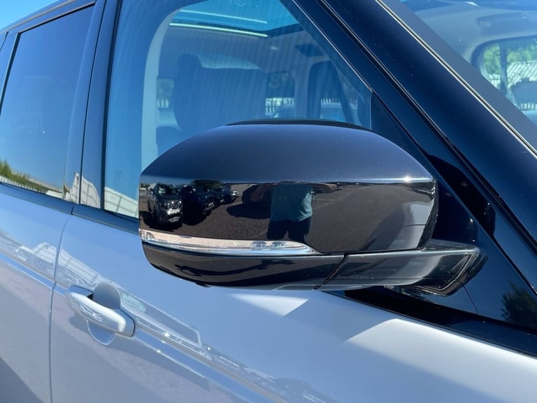 2019 Land Rover Range Rover 3.0 SD V6 Vogue black pack SUV 5dr Diesel Auto 4WD 275 bhp ESTATE Die...