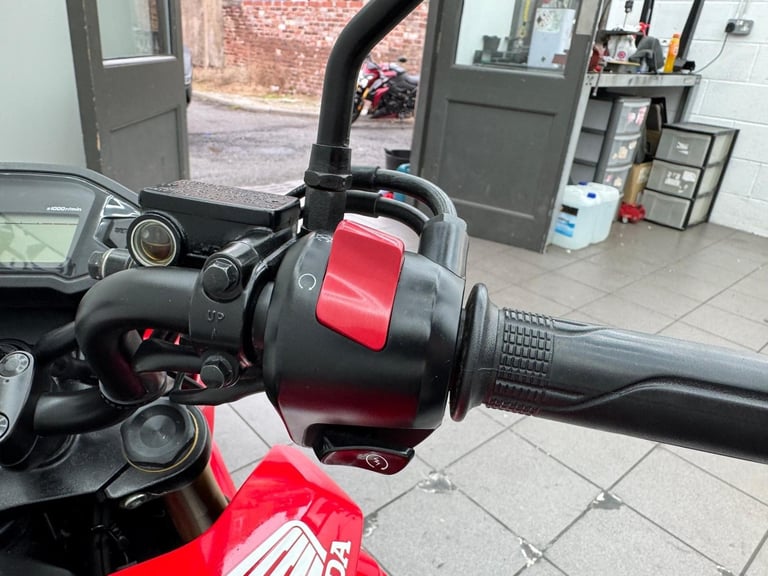 HONDA MSX 125 GROM RED, 2021 70REG ONLY 4,884 MILES 125CC USED MOTORBIKE
