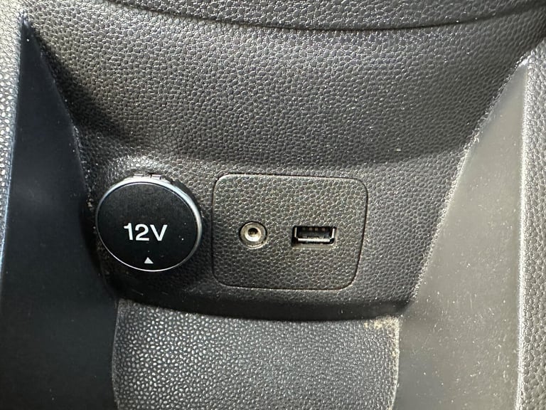 2014 Ford Fiesta 1.0T EcoBoost Titanium X Euro 5 (s/s) 5dr HATCHBACK Petrol Manual