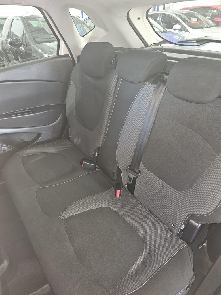 2014 Renault Captur 1.5 dCi 90 Dynamique MediaNav Energy 5dr HATCHBACK DIESEL Manual
