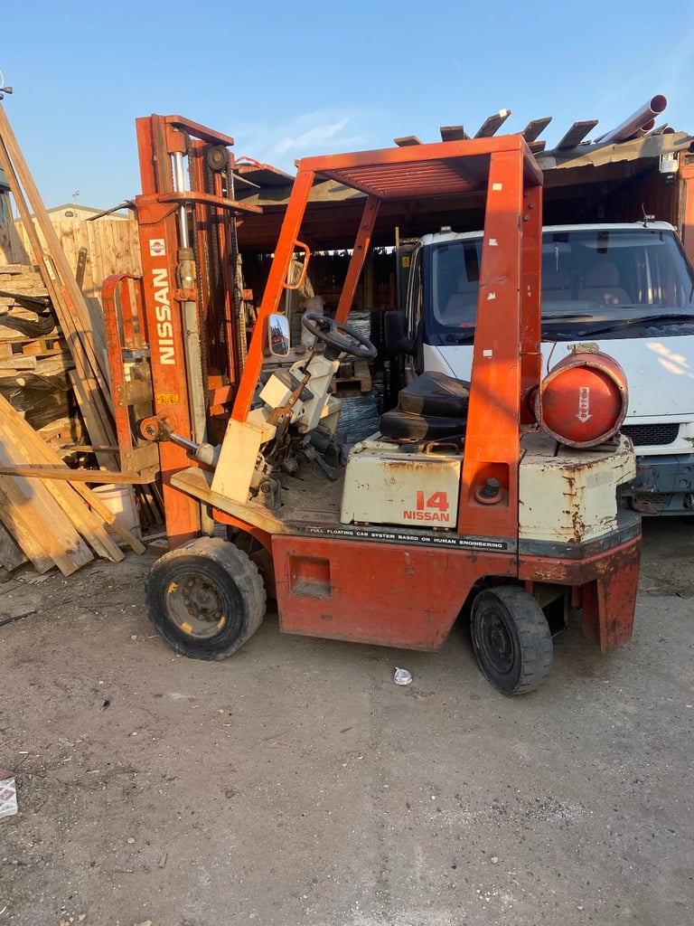 Fork lift 