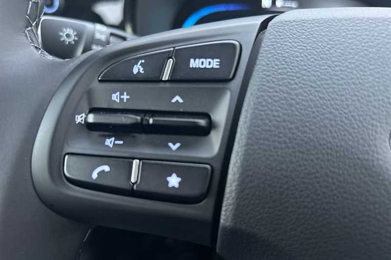 2025 Hyundai i10 1.2 Advance Hatchback 5dr Petrol Auto Euro 6 (s/s) (79 ps) Hatchback Petrol Auto...