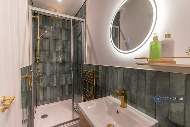 1 bedroom in Queens Road, Portsmouth, PO2 (#2611451)