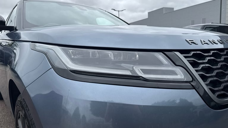 2022 Land Rover Range Rover Velar 2.0 D200 R-Dynamic SE 5dr Auto With Heated