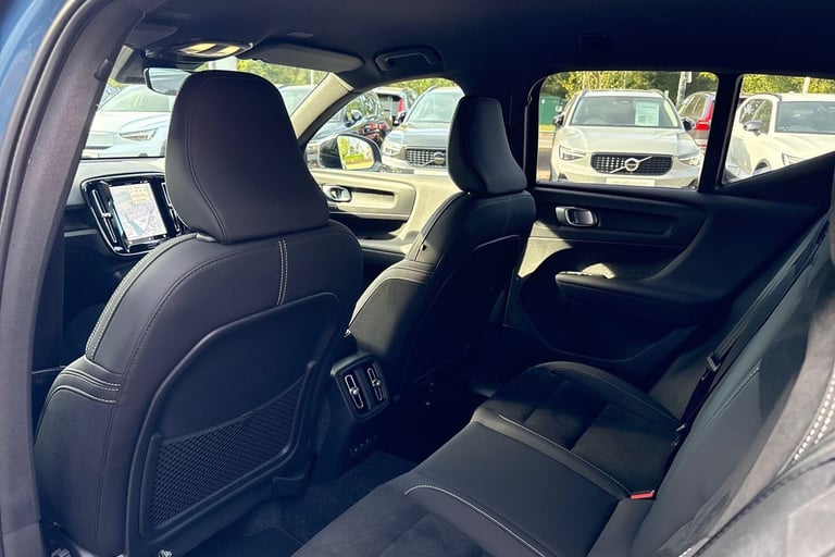 2025 Volvo EX40 185kW Extended Range Plus 78kWh 5dr Auto ESTATE ELECTRIC Automatic