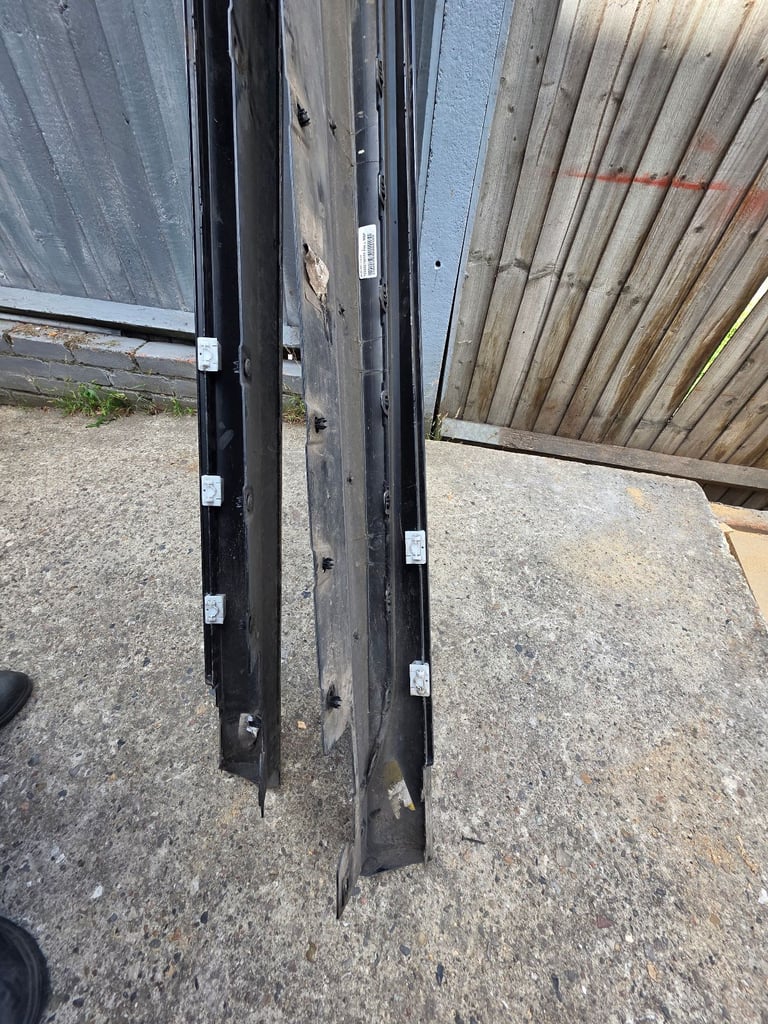 BMW 2 SERIES M235I F44 SINGLE SIDE SKIRT BREAKING PARTS 