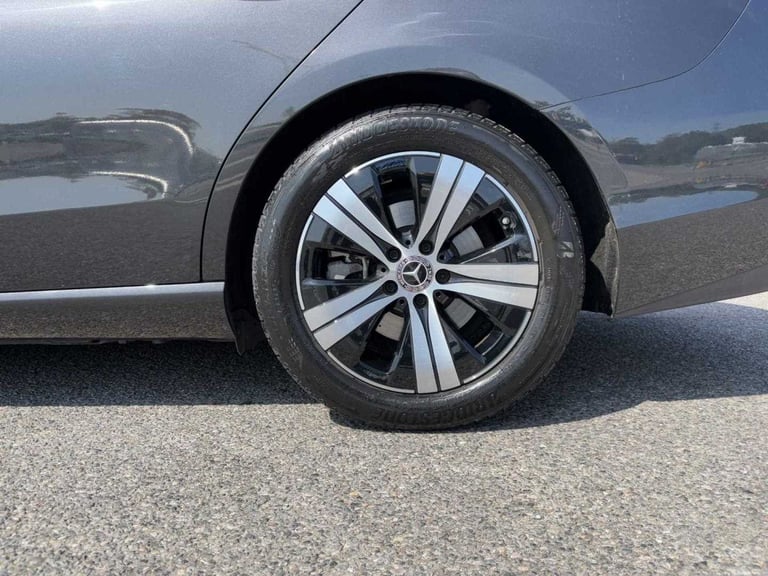 2022 Mercedes-Benz C Class C200 Sport 4dr 9G-Tronic Saloon Petrol Automatic