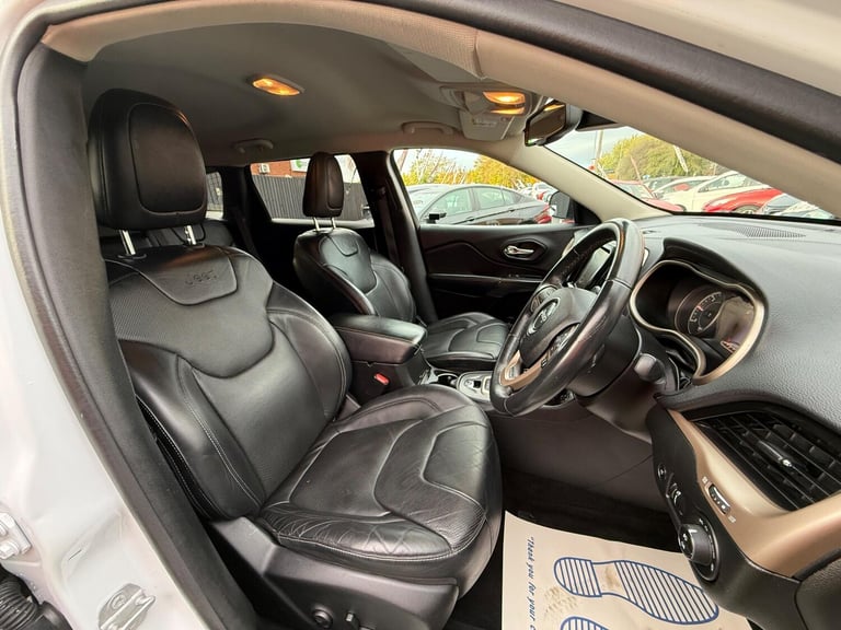 2014 Jeep Cherokee 2.0 CRD [170] Limited 5dr Auto ESTATE DIESEL Automatic