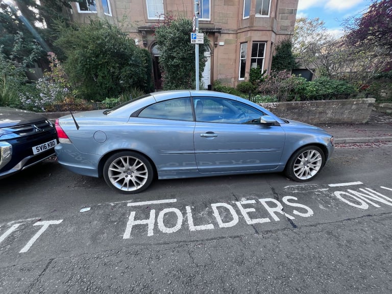 Volvo, C70, Convertible, 2006, Semi-Auto, 2435 (cc),2 doors - Image 3