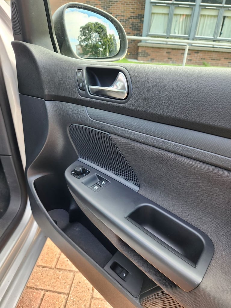 Volkswagen Golf 2009