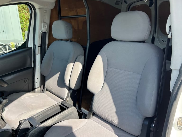 2016 Peugeot Partner 1.6 HDi 850 S Panel Van 4dr Diesel Manual L1 (132 g/km , 92 bhp) Van Diesel ...