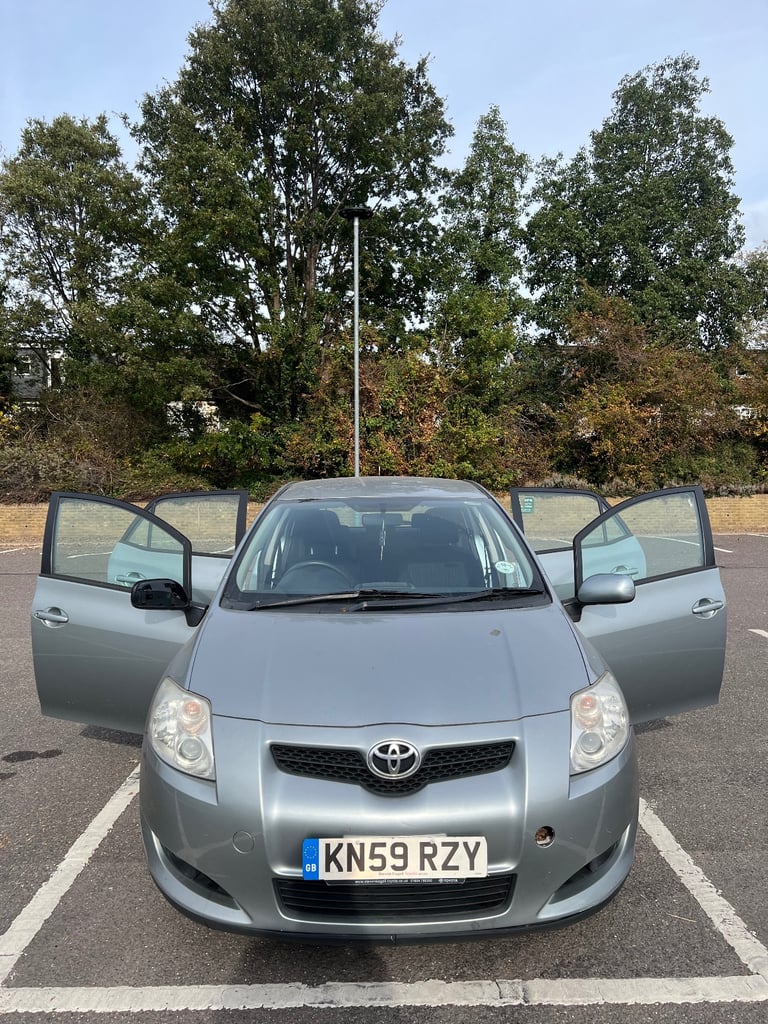 Toyota, AURIS, Hatchback, 2009, Manual, 1364 (cc), 5 doors