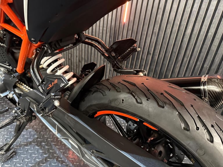 2020 KTM 125 Duke 125 Euro 4