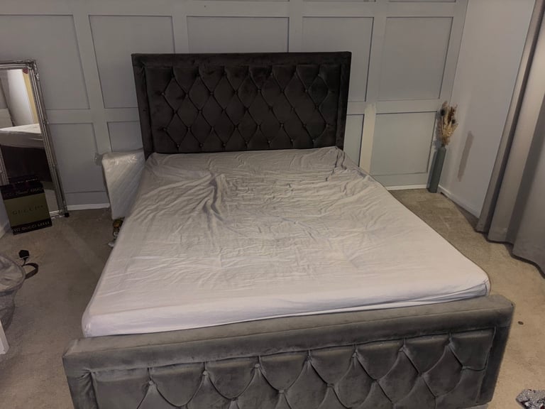 Grey king size bedframe with ottoman storage 