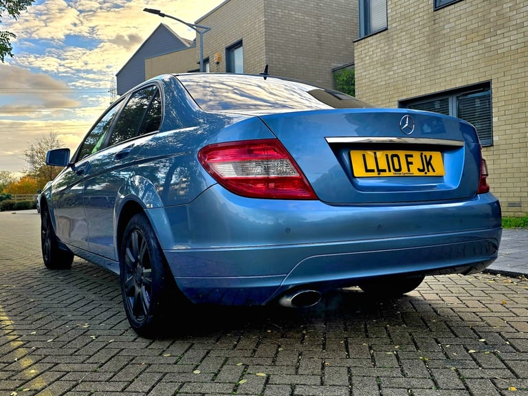 2010 Mercedes-Benz C Class C180 CGI BlueEFFICIENCY Executive LEATHER 90DAYS WARRANTY AUTO SALOON ...
