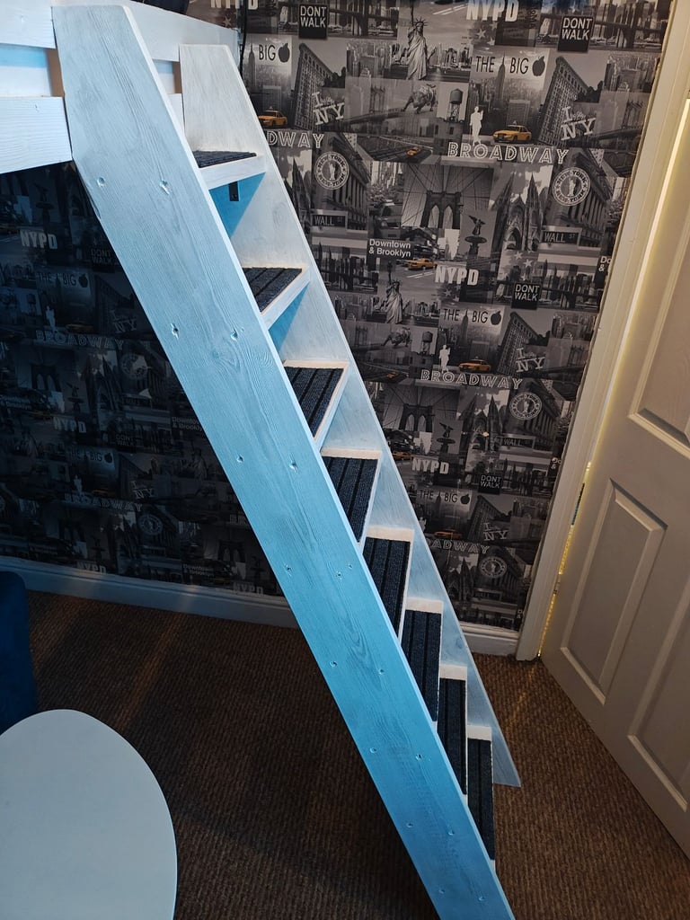 Loft bed stairs/bunkbed stair's 