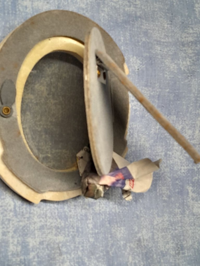 Vintage Oval resin photograph frame shabby