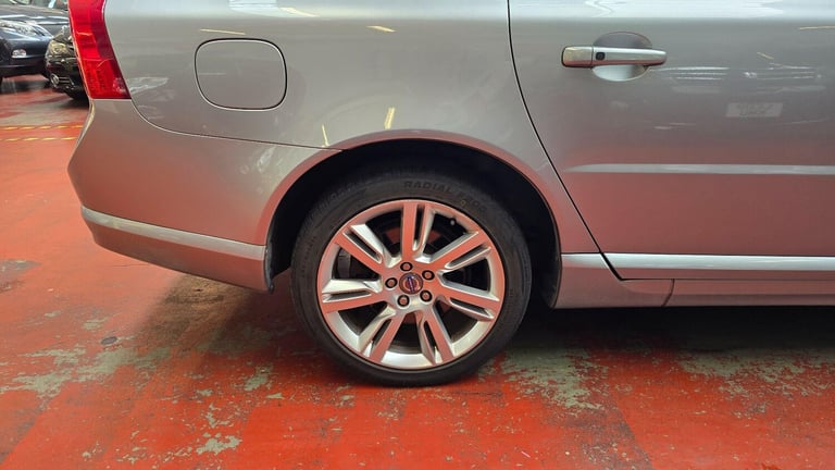  Volvo V70 3.0 T6 R-Design Geartronic AWD Petrol Automatic