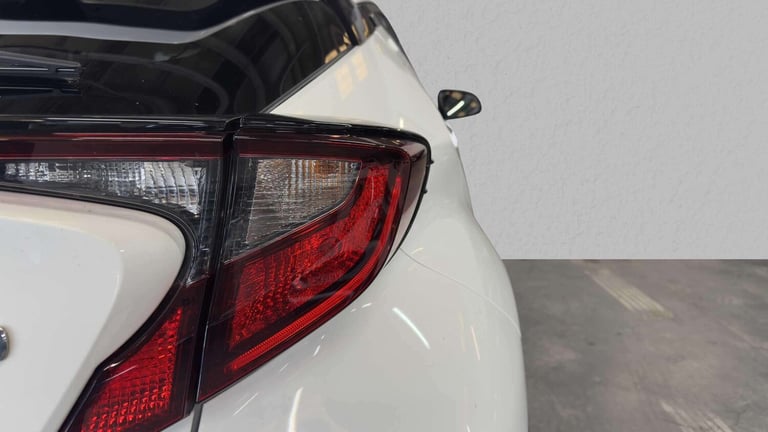 2023 Toyota C-HR 1.8 Hybrid Design 5dr CVT HATCHBACK PETROL/ELECTRIC Automatic