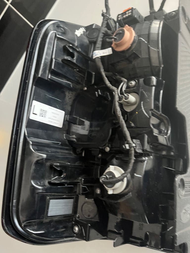 Ford Ranger left hand side rear light cluster 2023