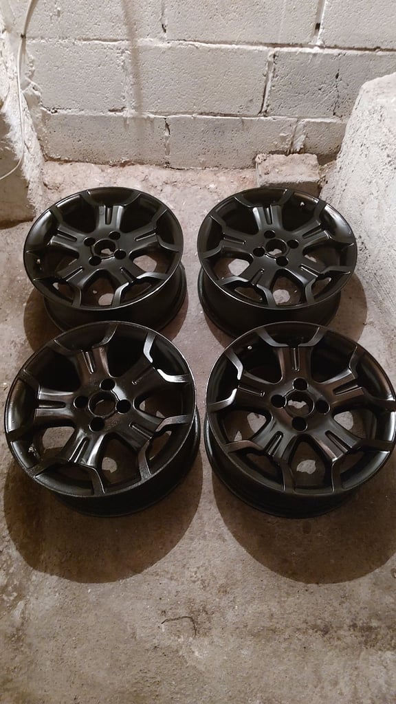 Citroen DS3 17 inch Alloys fully refurbished