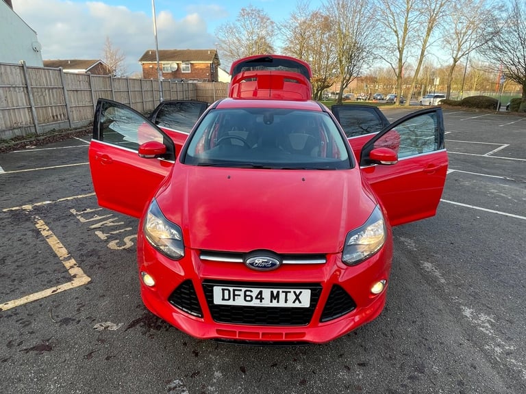 2014 Ford Focus 1.0T EcoBoost Zetec S Euro 5 (s/s) 5dr HATCHBACK Petrol Manual
