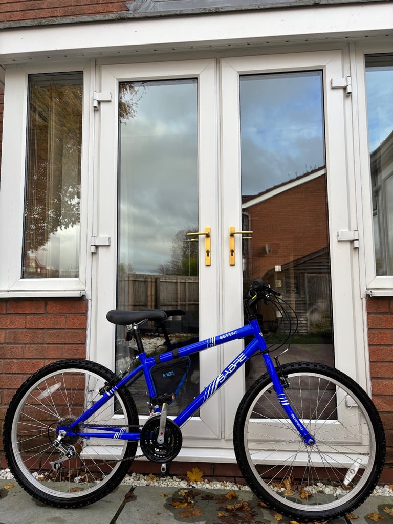 Child’s Lightweight SABRE Mountain Bike (Fantastic Condition)