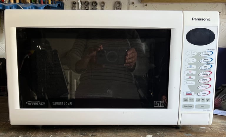 Panasonic NN-CT559W Microwave, Convection Grill, Oven. 