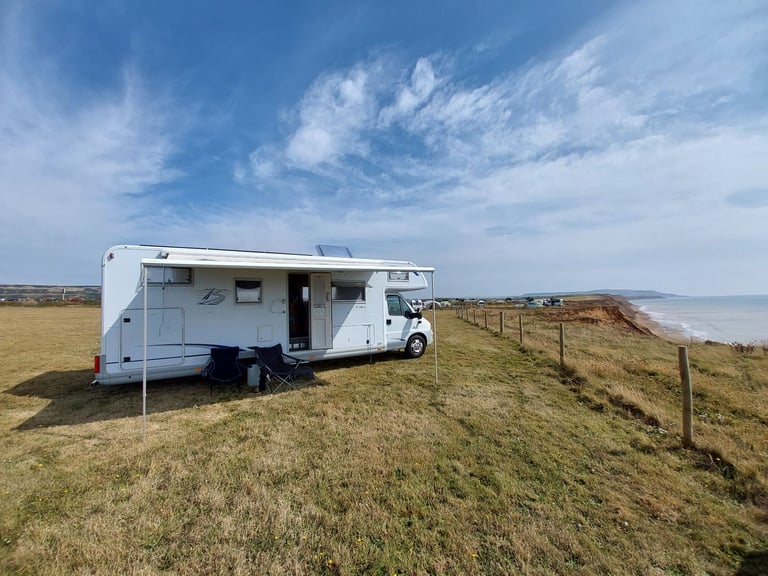 Motorhome Burstner Argos A748-2 / 6 Birth / 1.2Kw Solar Off-Grid