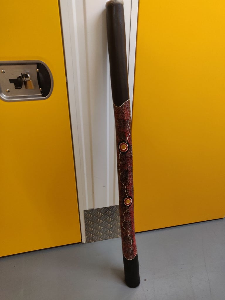 Genuine didgeridoos 