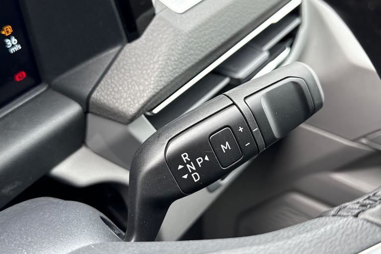 2025 Volkswagen Transporter 2.0 TDI 150 Commerce Pro Van Auto PANEL VAN DIESEL Automatic