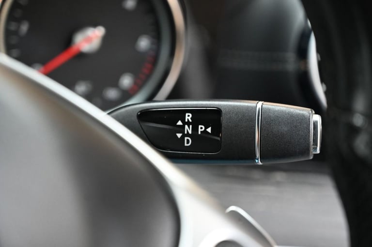 2017 Mercedes-Benz E Class E220d AMG Line 4dr 9G-Tronic SALOON DIESEL Automatic