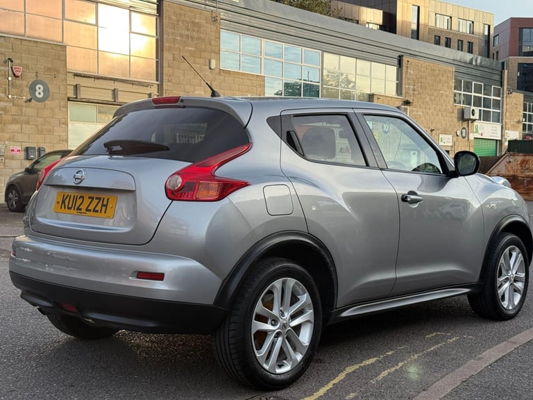 2012 Nissan Juke 1.6 Acenta 5dr [Premium Pack] HATCHBACK PETROL Manual